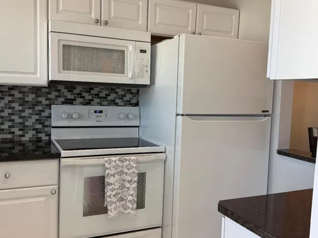  Unit H308 photo 26