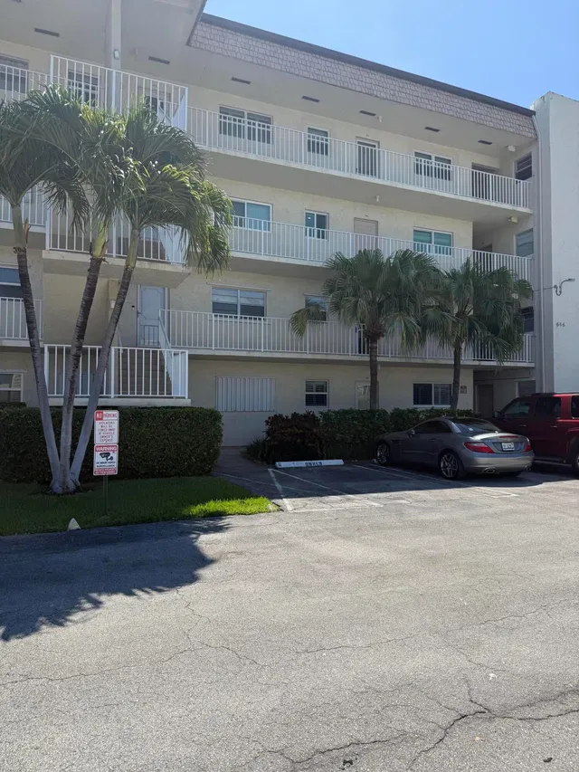  Unit H308 photo 30