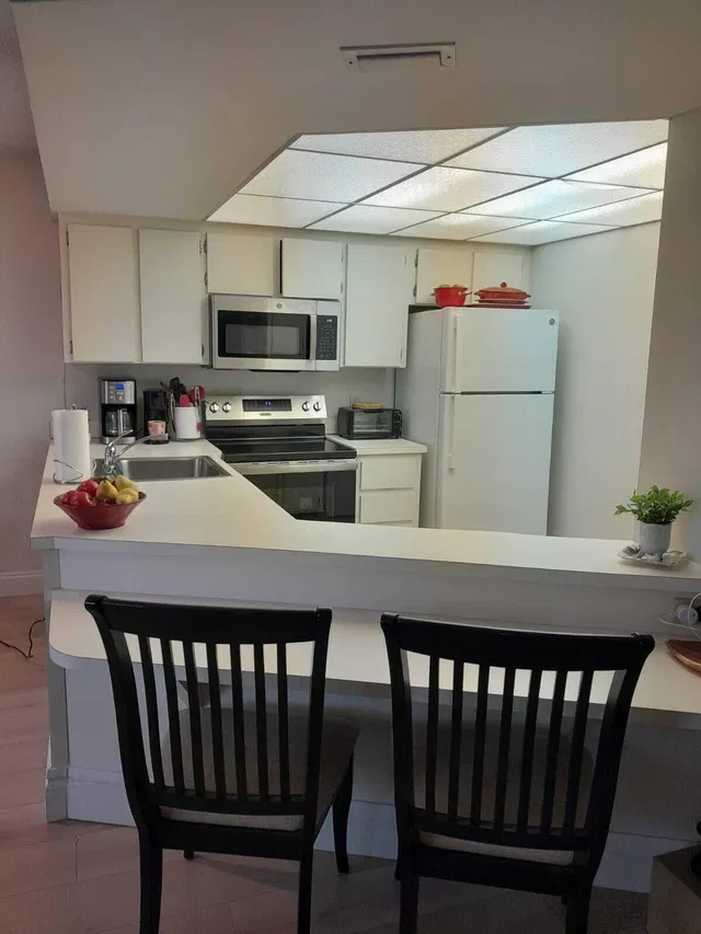 Unit C302 photo 12