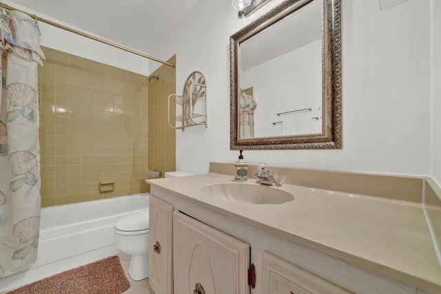 Residence photo 36