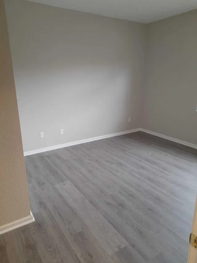 Unit 1812 photo 11