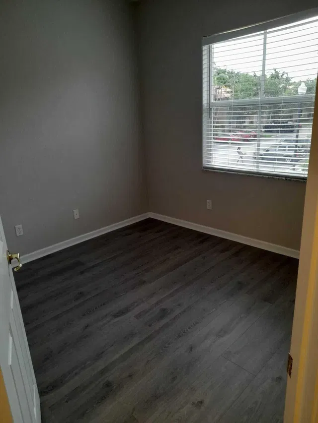 Unit 1812 photo 12