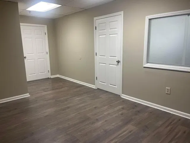 Unit 101 photo 25