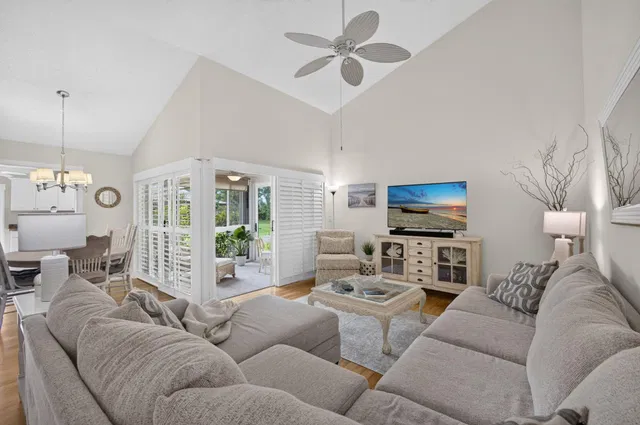 Residence photo 8