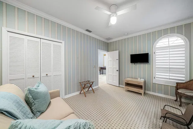 Residence photo 33