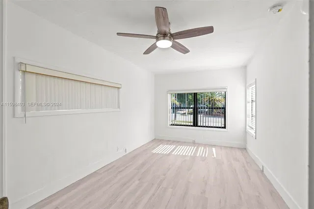 Residence photo 6