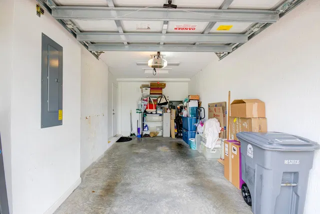 Unit 211 photo 21