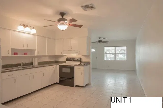 Village of North Palm Beach Unit 315/317 photo 13