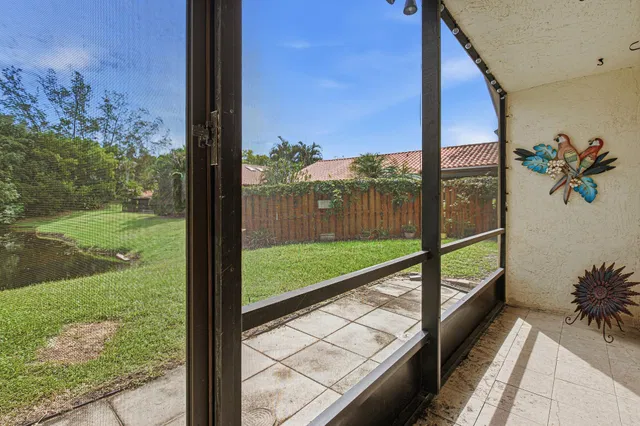  Residence photo 25
