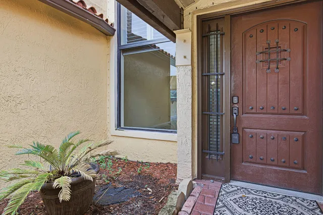  Residence photo 35