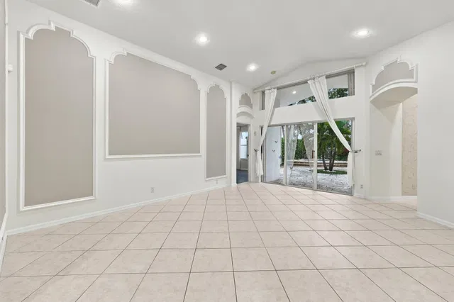 Residence photo 7