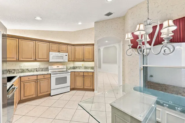 Residence photo 19