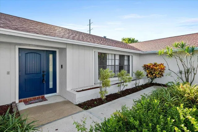 Residence photo 3