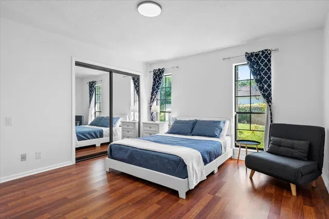 Residence photo 18