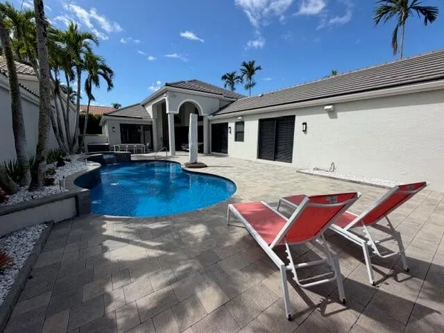 Woodfield Country Club Residence photo 2