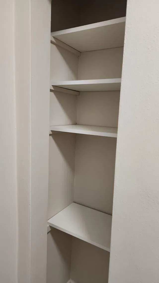 Unit C photo 6