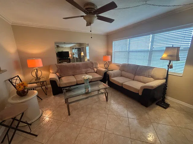 Unit 110 photo 6