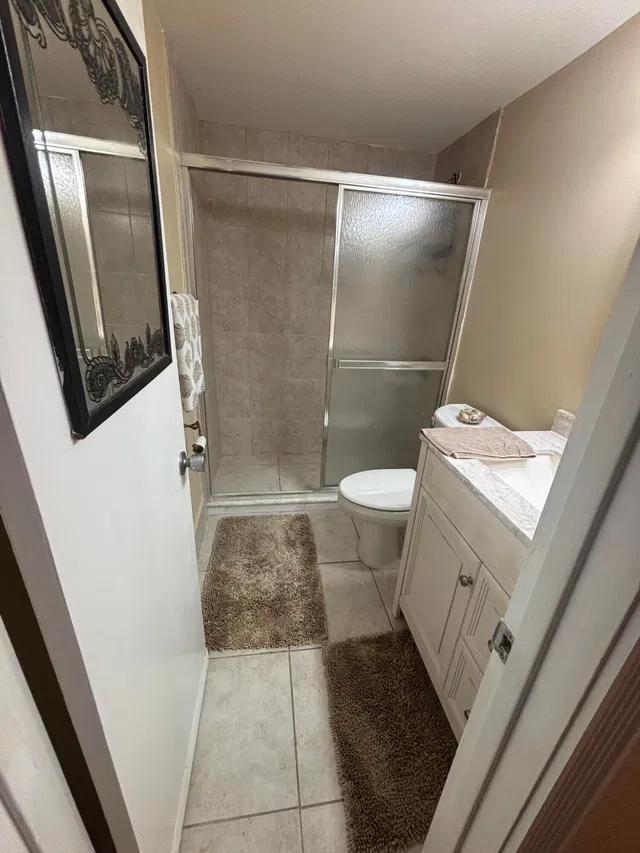 Unit 110 photo 11