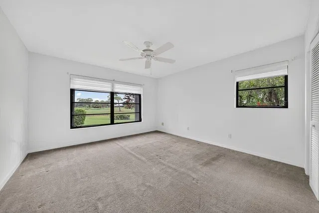 Residence photo 22
