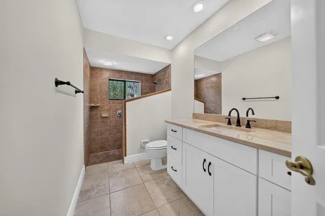 Residence photo 24