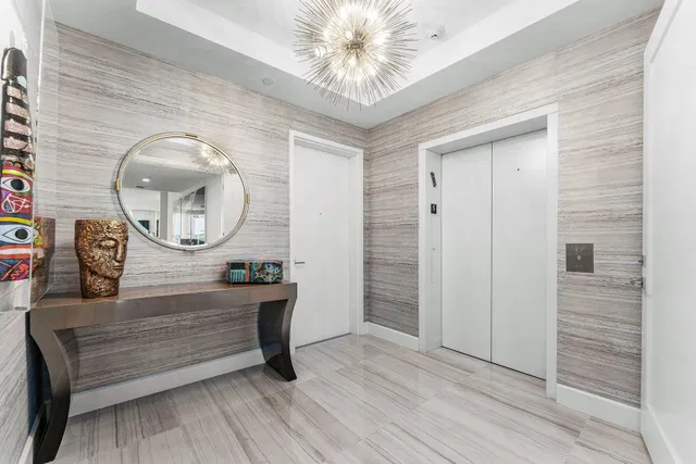 Azure Palm Beach Gardens Unit 503 photo 4