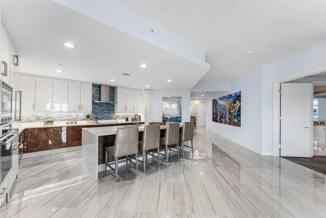 Azure Palm Beach Gardens Unit 503 photo 12