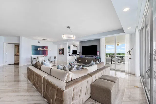 Azure Palm Beach Gardens Unit 503 photo 18