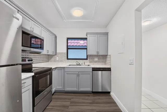 Unit K202 photo 12