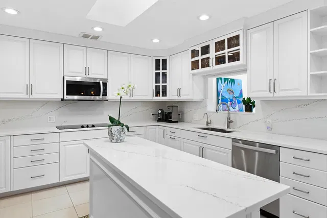 Residence photo 32
