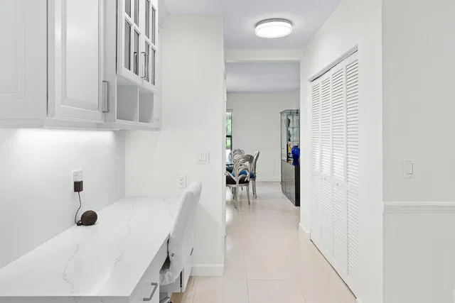  Residence photo 34