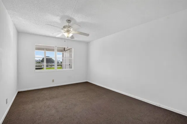  Residence photo 14