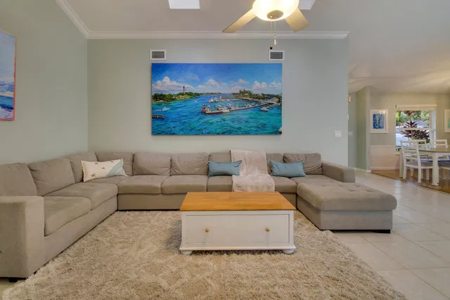 Residence photo 11