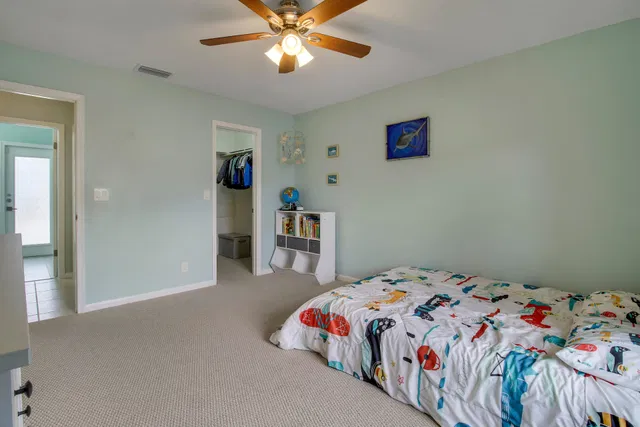Residence photo 26