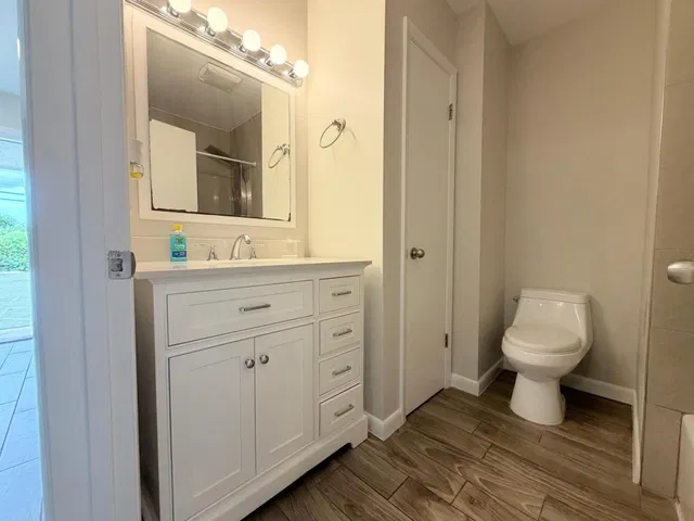 Unit 105 photo 2