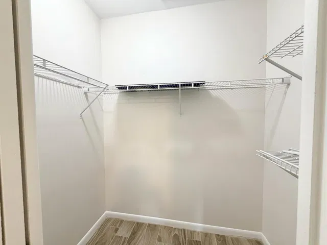 Unit 105 photo 9
