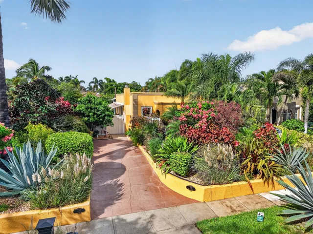 West Palm Beach Residence photo 2