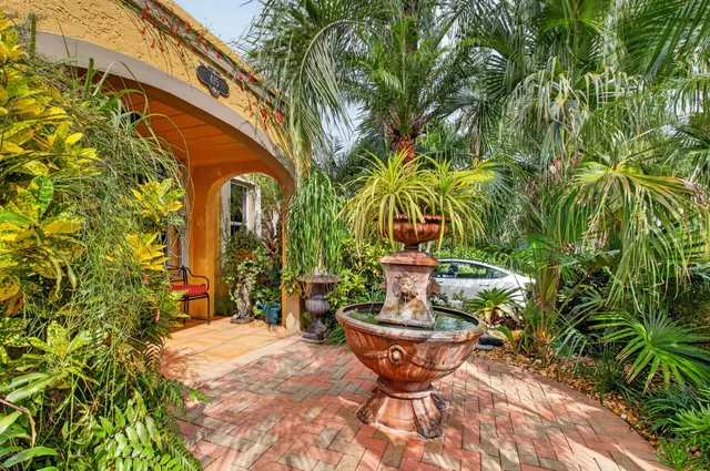 West Palm Beach Residence photo 12