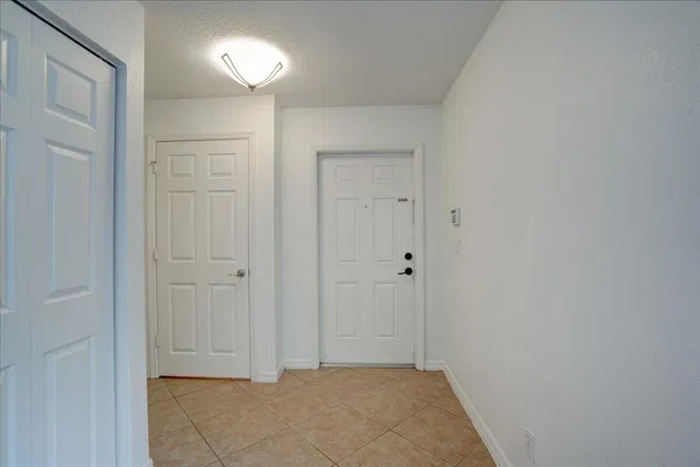 Residence photo 13