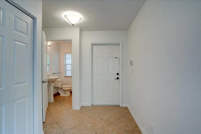 Residence photo 14