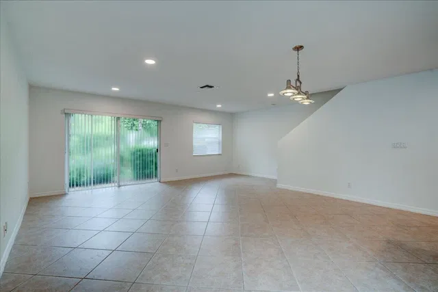 Residence photo 26