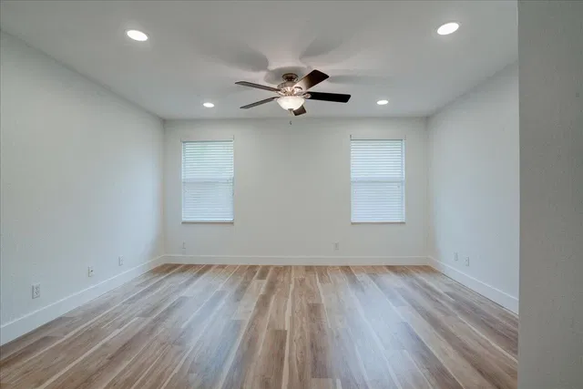 Residence photo 32
