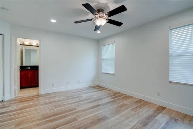 Residence photo 36