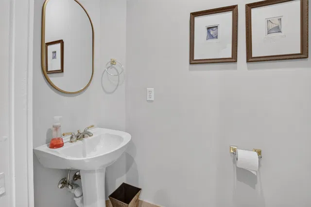  Residence photo 33