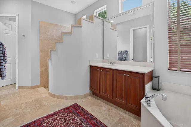  Residence photo 41