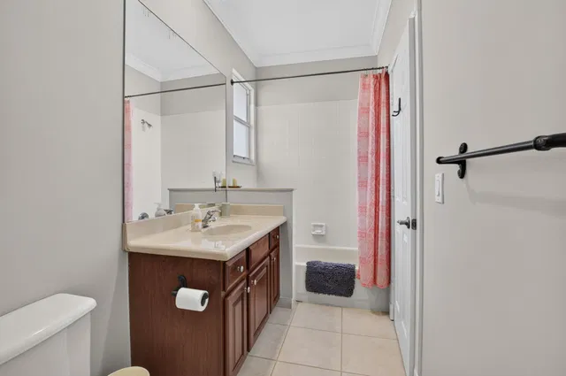  Residence photo 57
