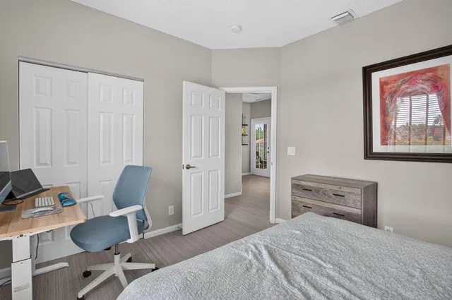  Residence photo 60
