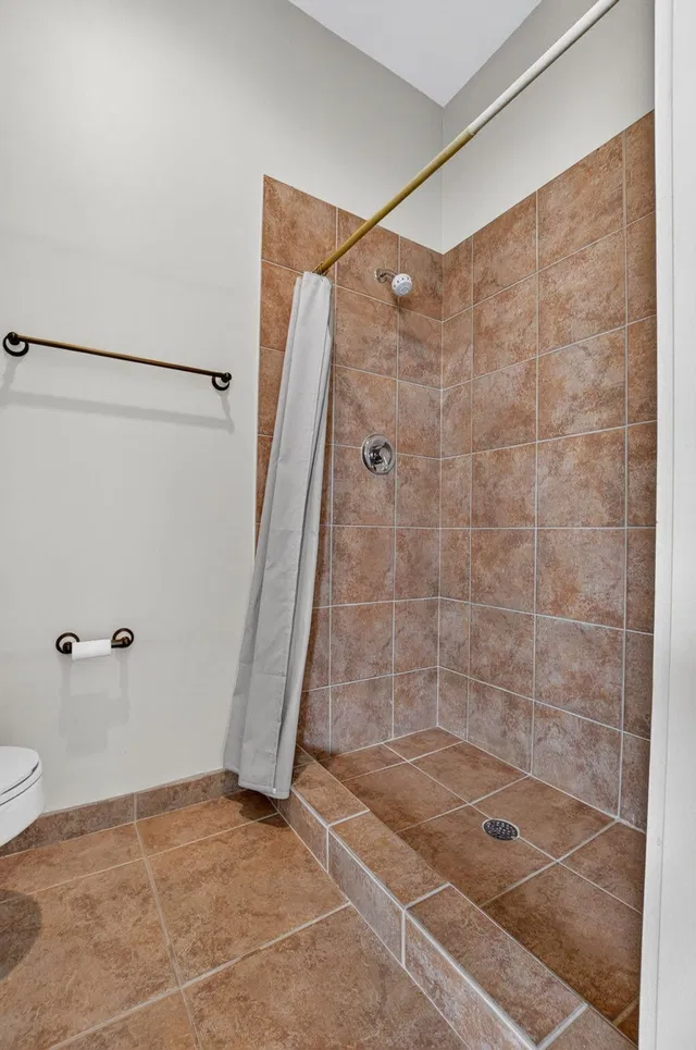  Residence photo 77