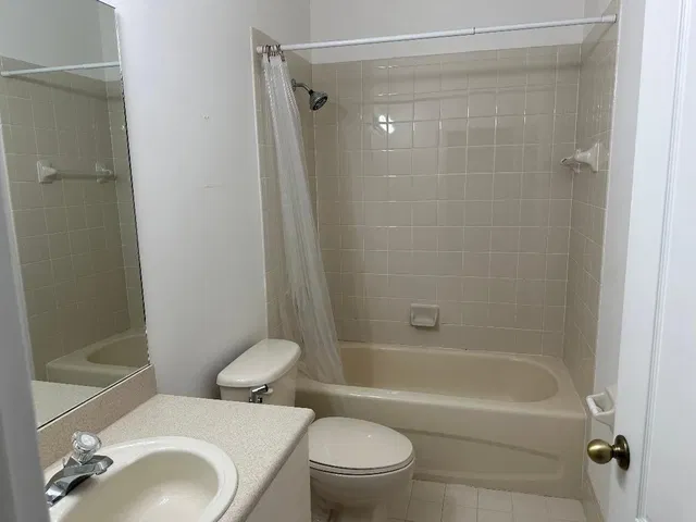  Residence photo 9