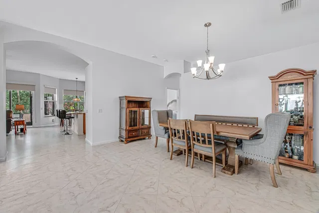  Residence photo 25