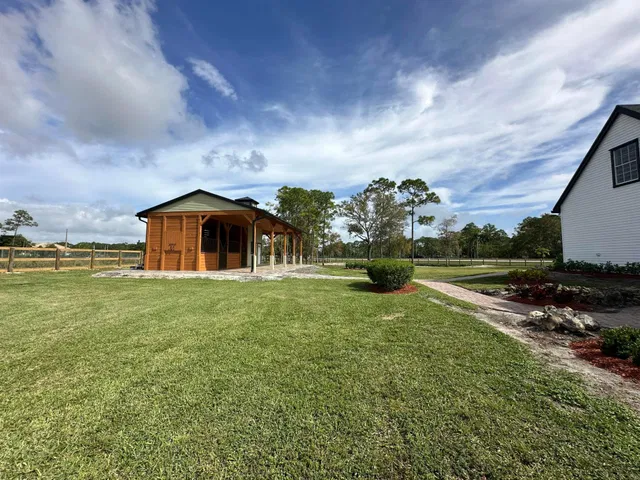  Residence photo 6